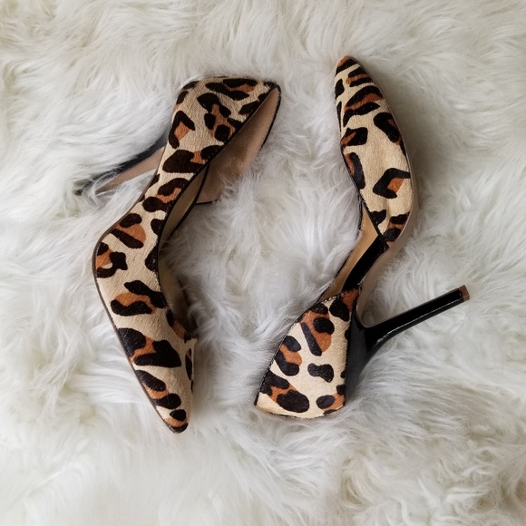 BCBGENERATION LEOPARD PUMPS - Picture 2 of 2